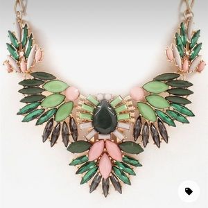 Peachy Queen Boutique Green Peach Necklace